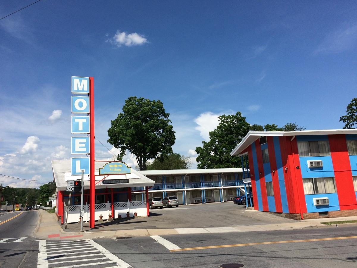 Village Motel Ellenville Exterior photo